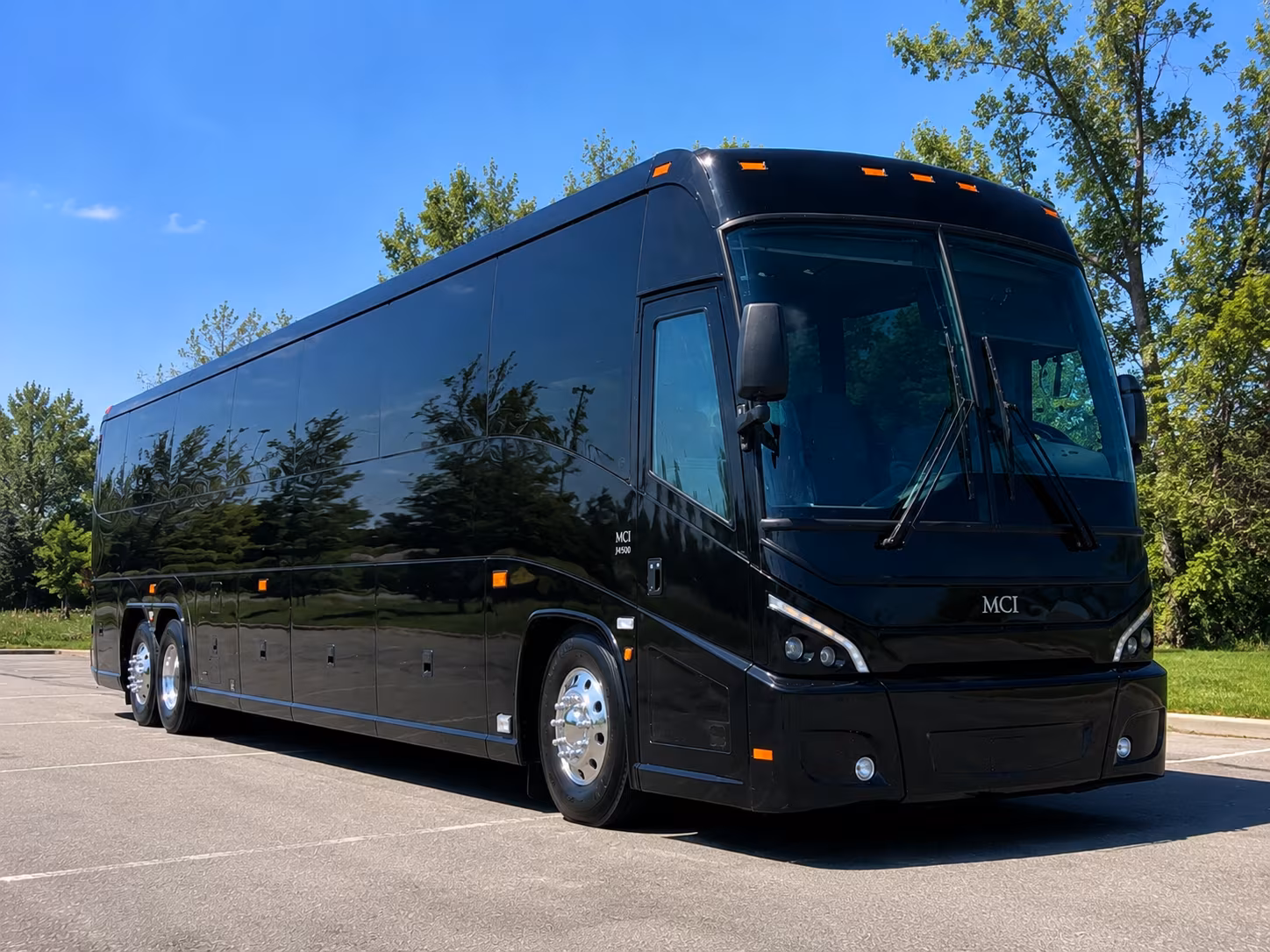 long distance charter buses to seattle seahawks and mariners games