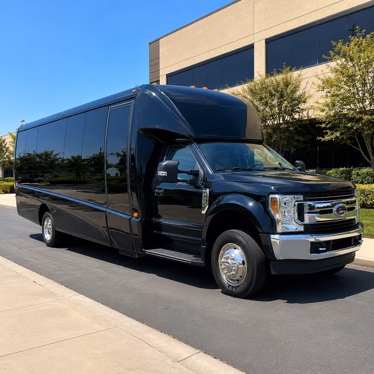 rent a minibus in spokane for a smooth prom night ride